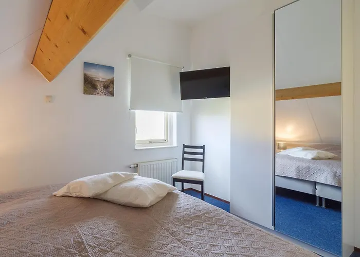 Beautiful home in Wemeldinge with WiFi&3 Bedrooms