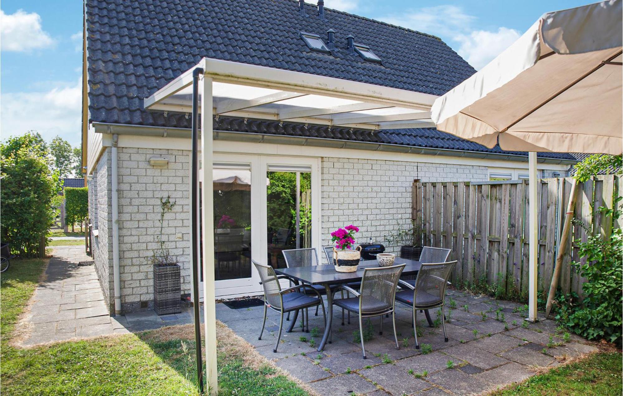 Vakantiehuis Beautiful In With Wifi Wemeldinge